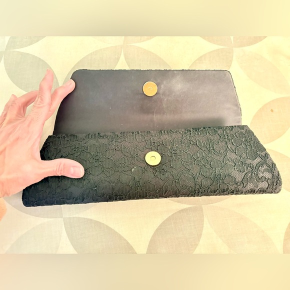 Elegant Lord & Taylor Black Lace Clutch - Picture 3 of 7